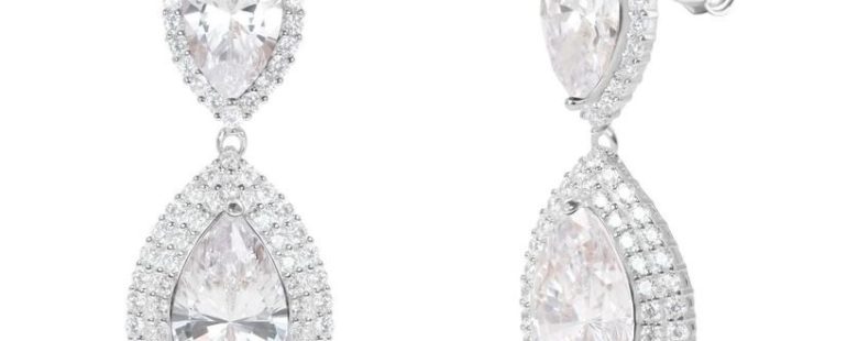 Brincos Eugénio Campos Gorgeous Prata 114.A094.B.1.00 com banho de ródio, para que possa deslumbrar no seu dia-a-dia!