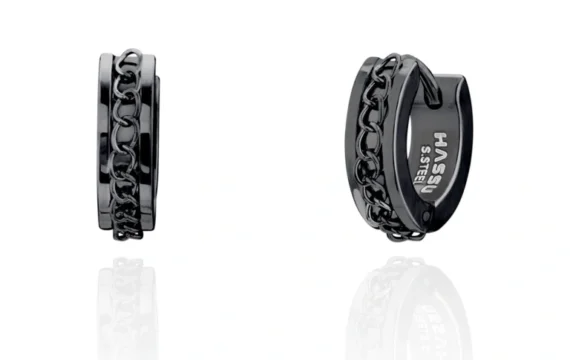 Argolas Hassu 7HSS220917B em aço inoxidável em preto.